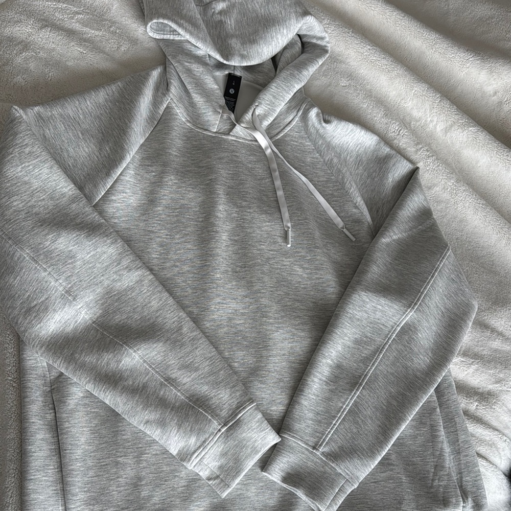 Men's Lulu Lemon Gray Hoodie Sweater